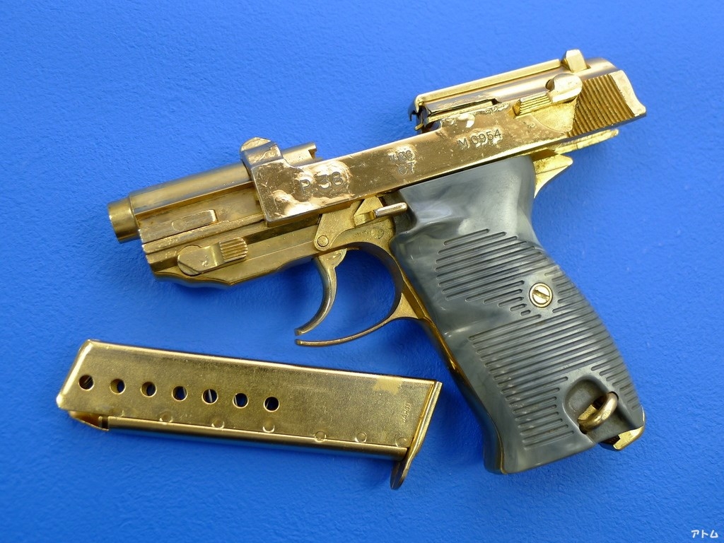 非売品】MGC ワルサー P38 ゲシュタポ ゴールドモデル / アトム