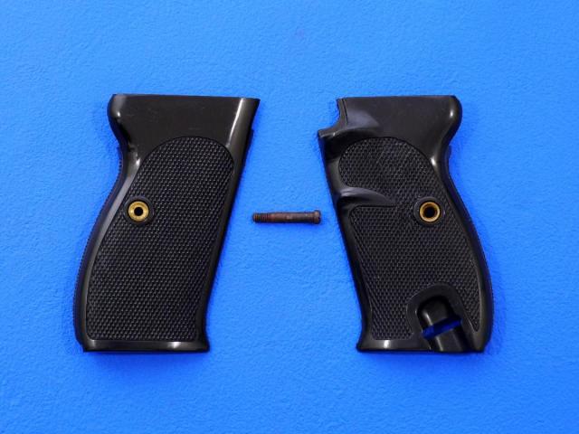【非売品】マルシン　ワルサー　P38　sm　グリップ