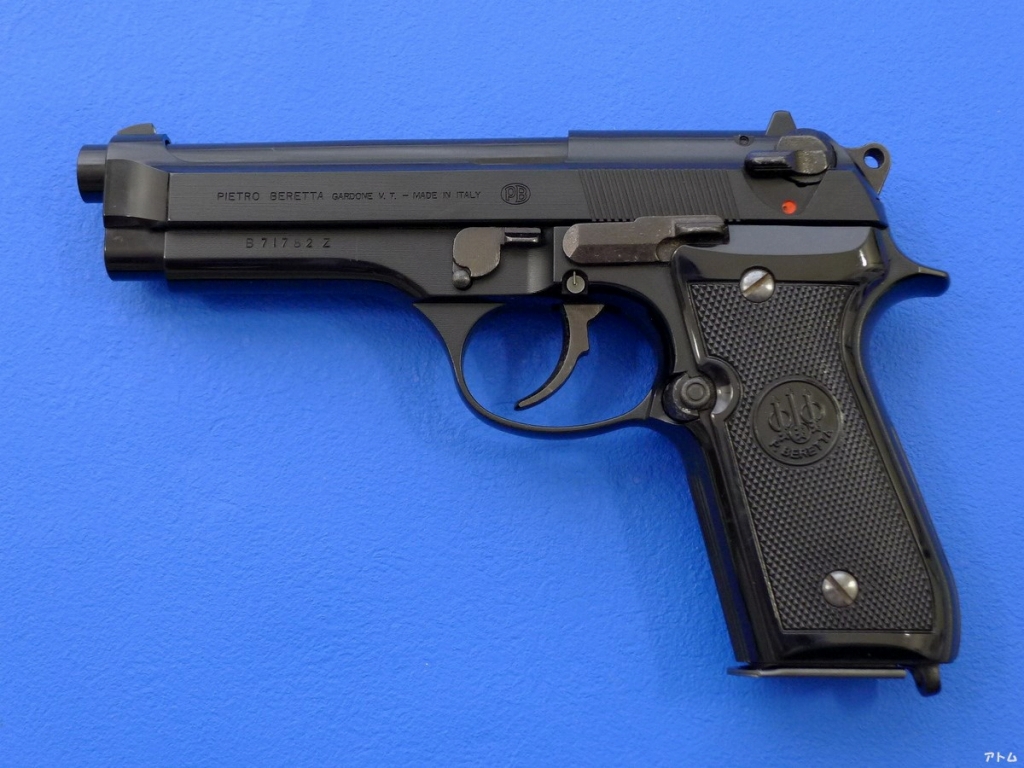 スズキ製 ベレッタM92 モデルガン 売り切れ【特選中古品】発火モデルガン スズキ/ACG(マルシン